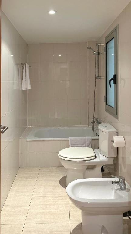 Baño con bañera
