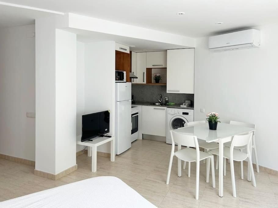Cocina y comedor